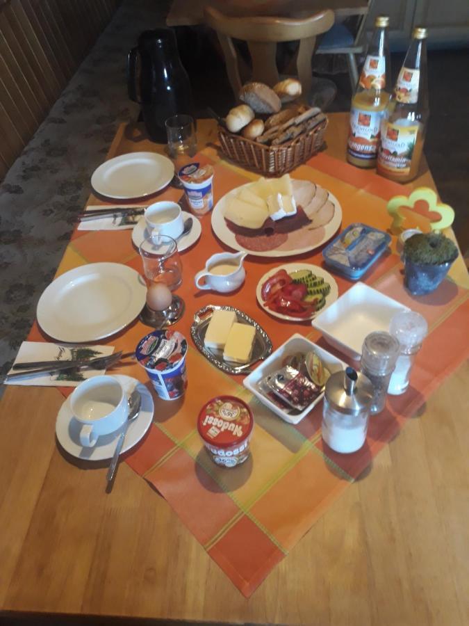 Gasthaus "Zur Linde" Harzgerode Eksteriør billede